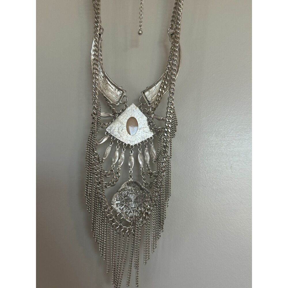Forever 21 Silver Metallic Necklace with Beige Stones Gem Dangle